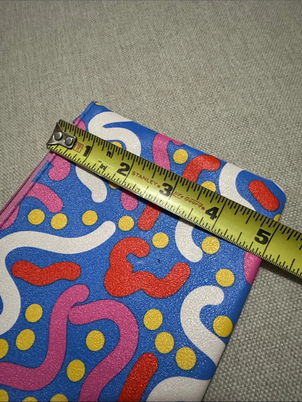 Ipsy MakeUp Bag-Gently Used-1990’s Retro Vibes Print-String Tassel-Pink/Blue
